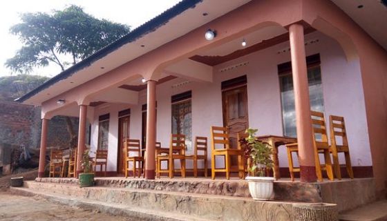 RAFIKI LODGE SIIPI FALLS